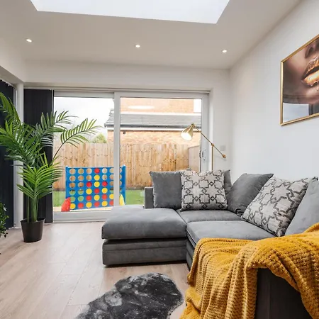 Dazzling & Modern 4Bd - Coop Live - Etihad - Parking-3